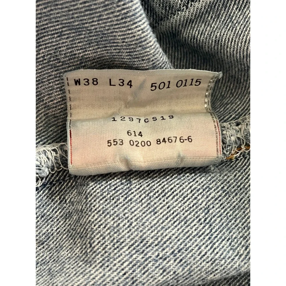 VTG Levis 501 Light Wash Straight Leg Button Fly Jeans USA 38x34 (Actual:36x33)